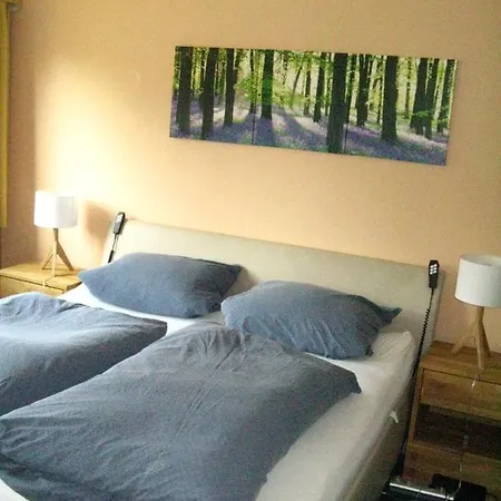 فندق Bio-hotel Zum Forsthaus ألتيناو
