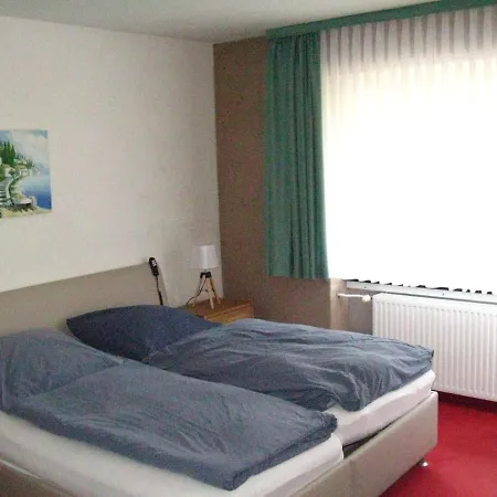Bio-hotel Zum Forsthaus 3*