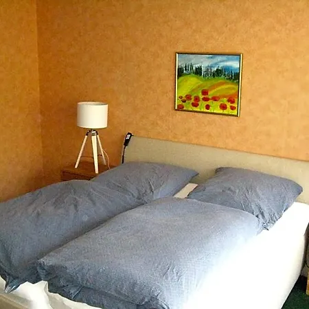 فندق Bio-hotel Zum Forsthaus ألتيناو