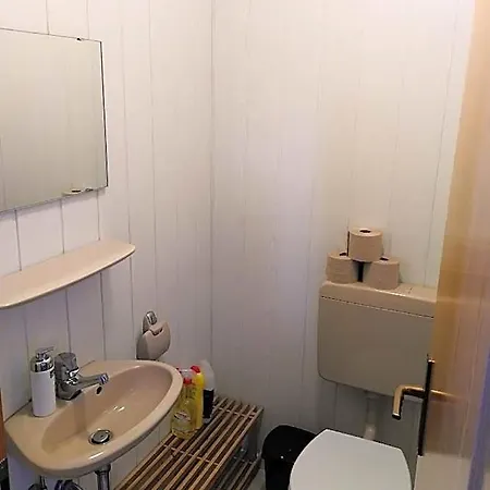 فندق Bio-hotel Zum Forsthaus ألتيناو