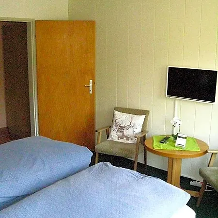 Bio-hotel Zum Forsthaus 3* ألتيناو
