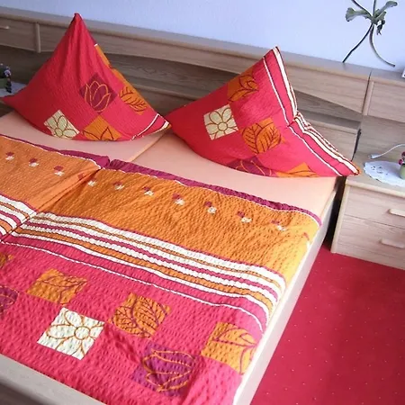 Bio-hotel Zum Forsthaus 3*